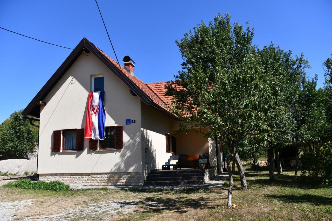 Saborsko Holiday Home Matan מראה חיצוני תמונה