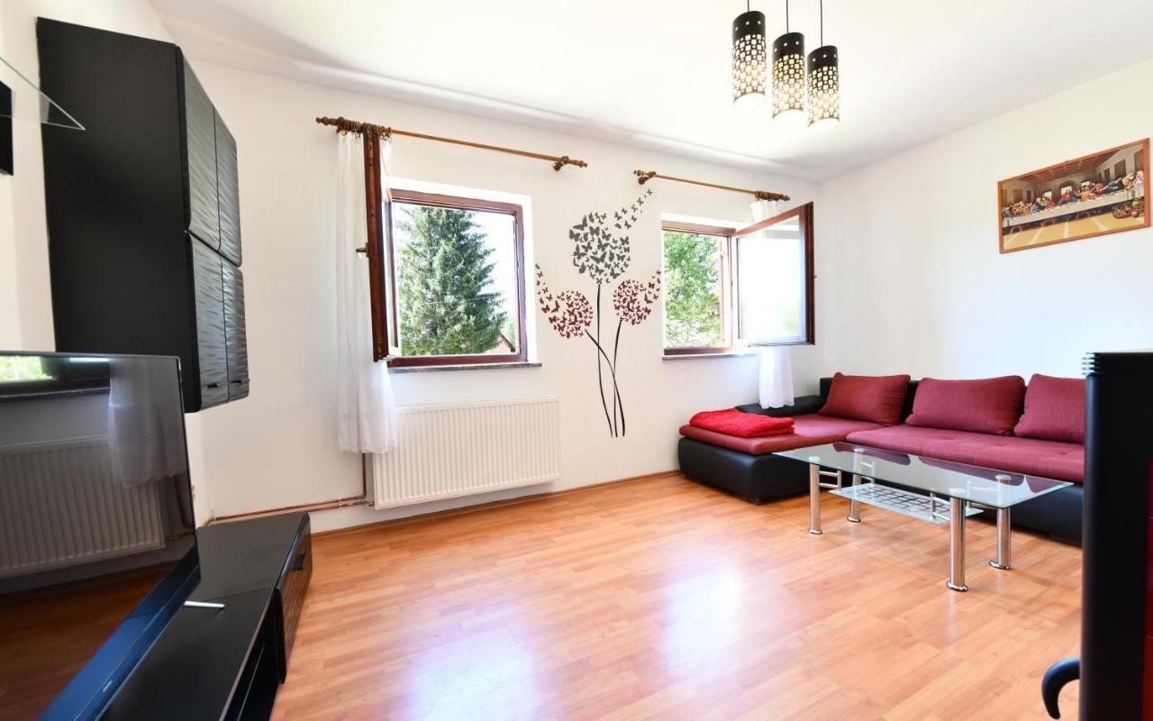 Saborsko Holiday Home Matan מראה חיצוני תמונה