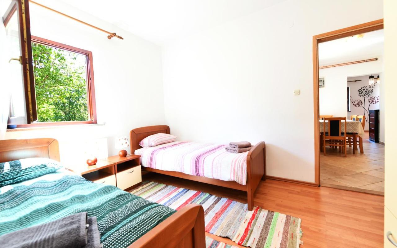 Saborsko Holiday Home Matan מראה חיצוני תמונה