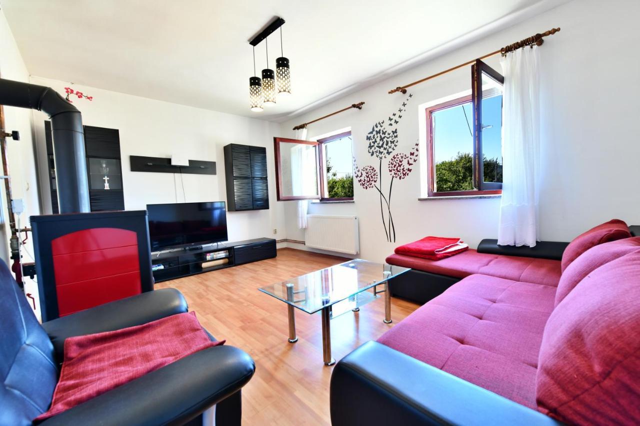 Saborsko Holiday Home Matan מראה חיצוני תמונה