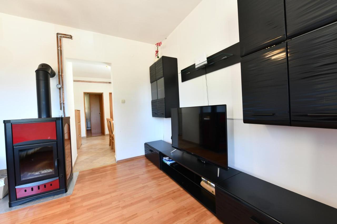 Saborsko Holiday Home Matan מראה חיצוני תמונה